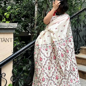 Cream Base Kaantha Embroidery Saree