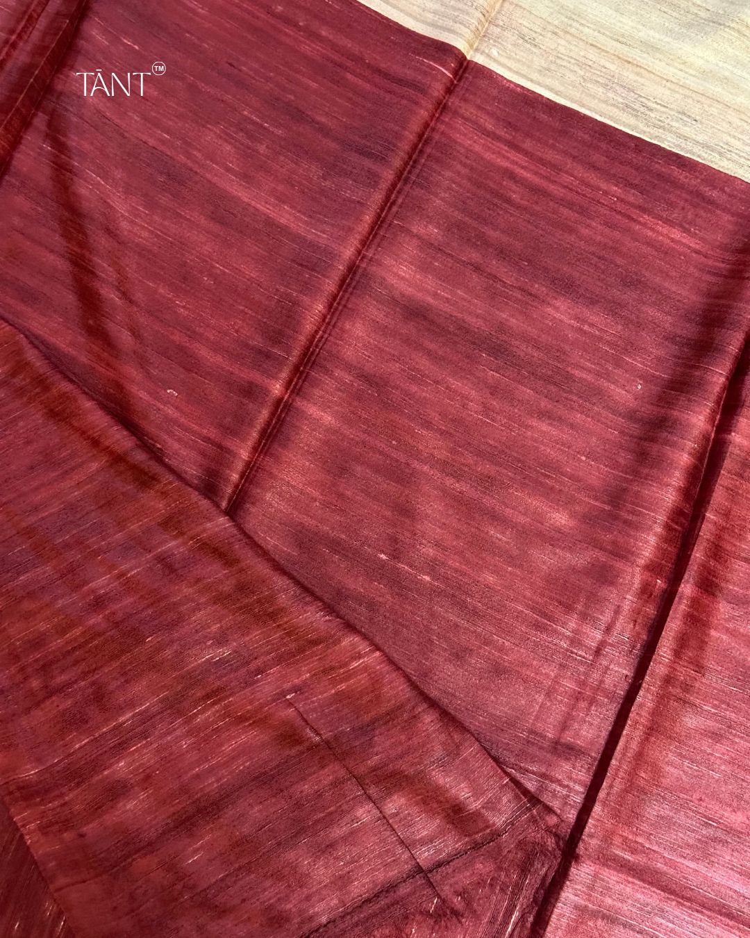 Earthy Beige & Maroon Gicha Silk Saree - Image 3